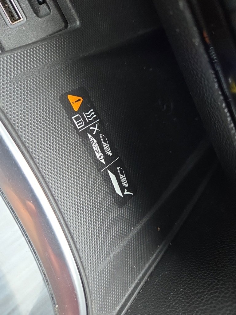 Used 2024 Buick Enclave Premium image 33