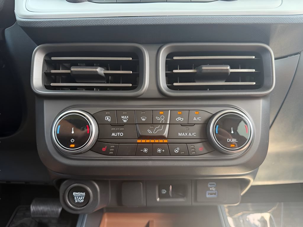 Used 2024 Ford Maverick Lariat w/ FX4 Off-Road Package AWD/4WD image 15