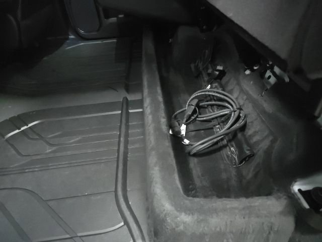 Used 2025 Chevrolet Silverado 1500 ZR2 w/ Technology Package image 12