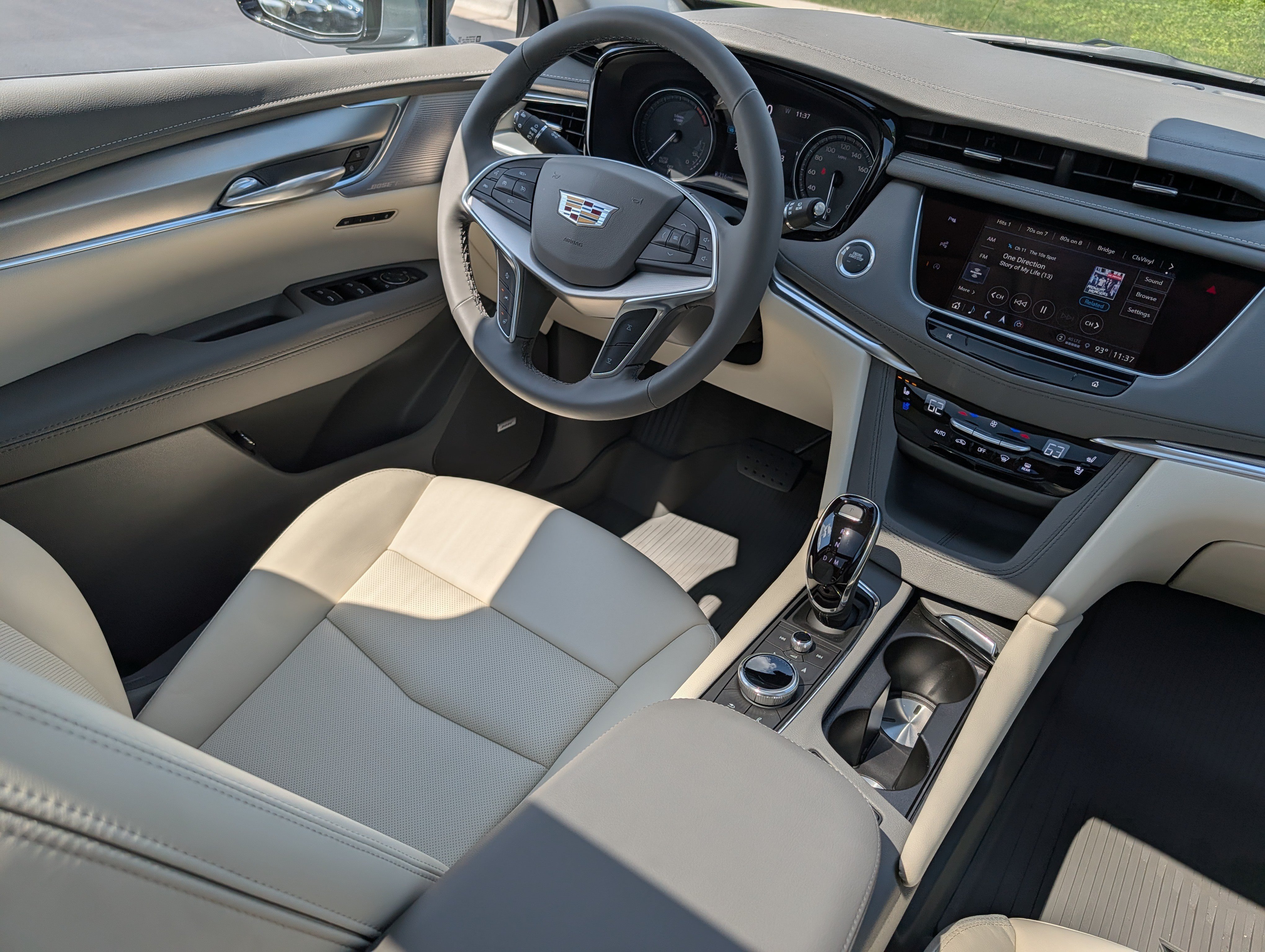 New 2026 Cadillac XT5 Premium Luxury w/ Driver Assist Package AWD/4WD image 11