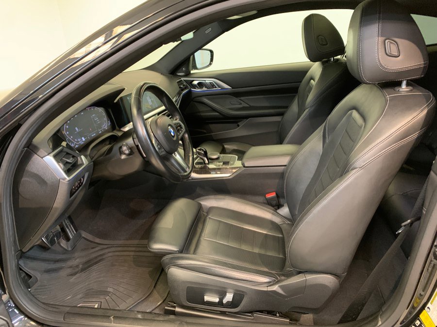 Used 2023 BMW 440i xDrive Coupe w/ Premium Package image 17