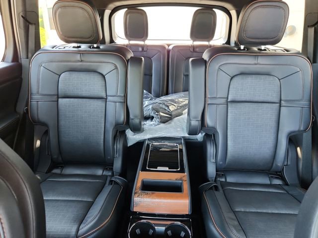 New 2025 Lincoln Aviator Black Label w/ Black Label Special Edition image 14