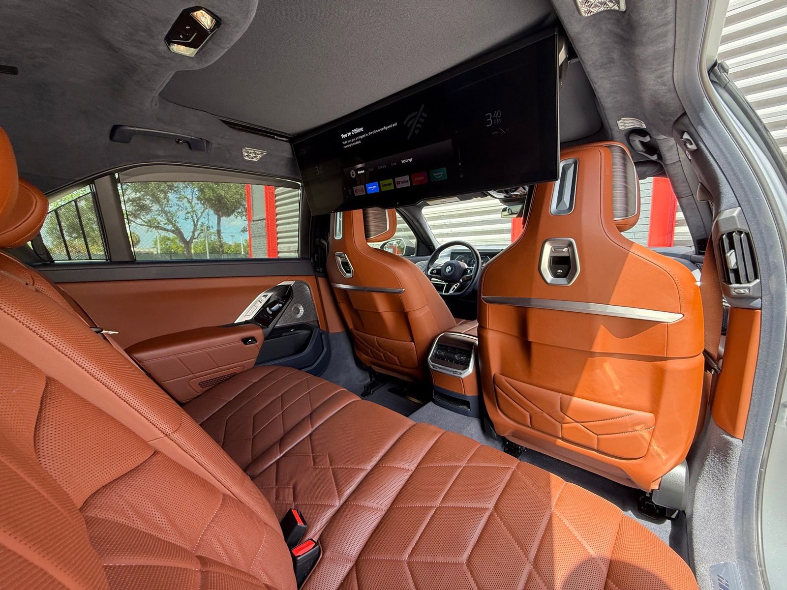 Used 2023 BMW 760i xDrive w/ Luxury Rear Seating Package image 28