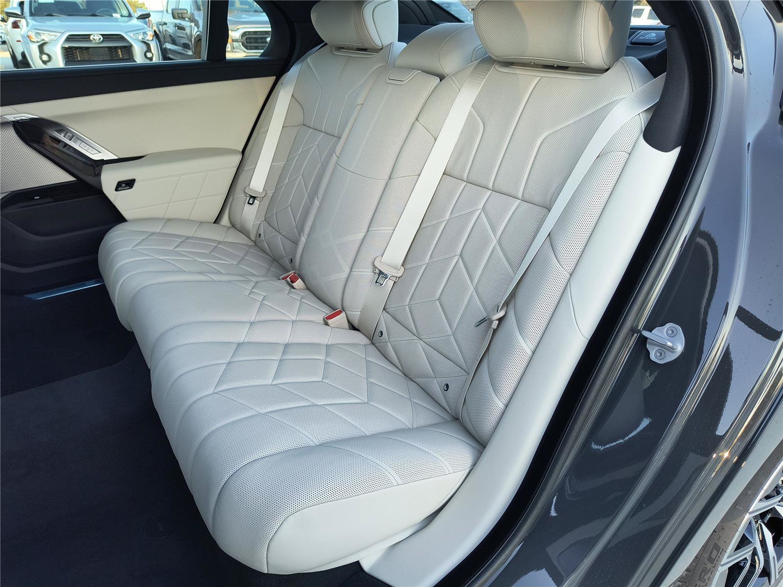 New 2026 BMW i7 eDrive50 RWD image 15