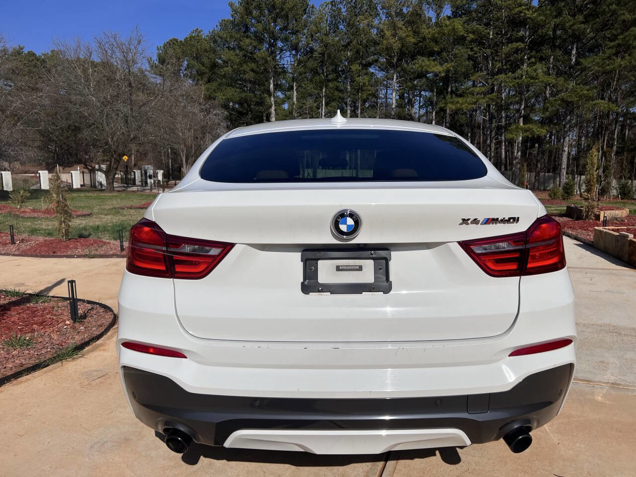 Used 2018 BMW X4 M40i image 10