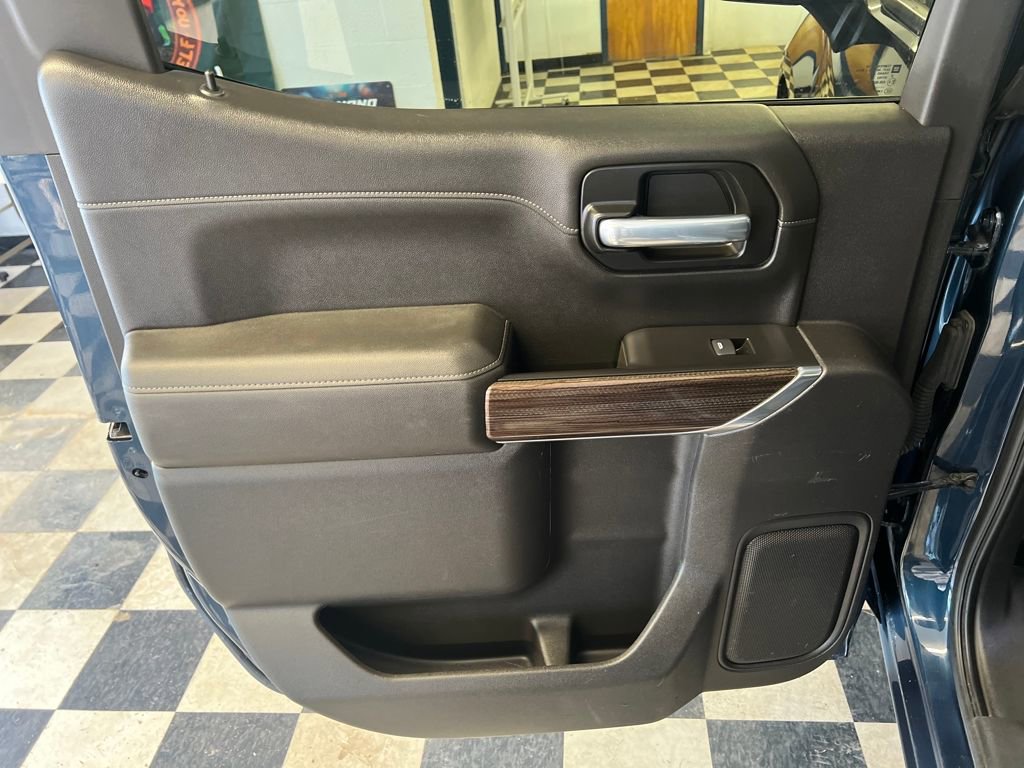 Used 2021 Chevrolet Silverado 1500 RST image 40