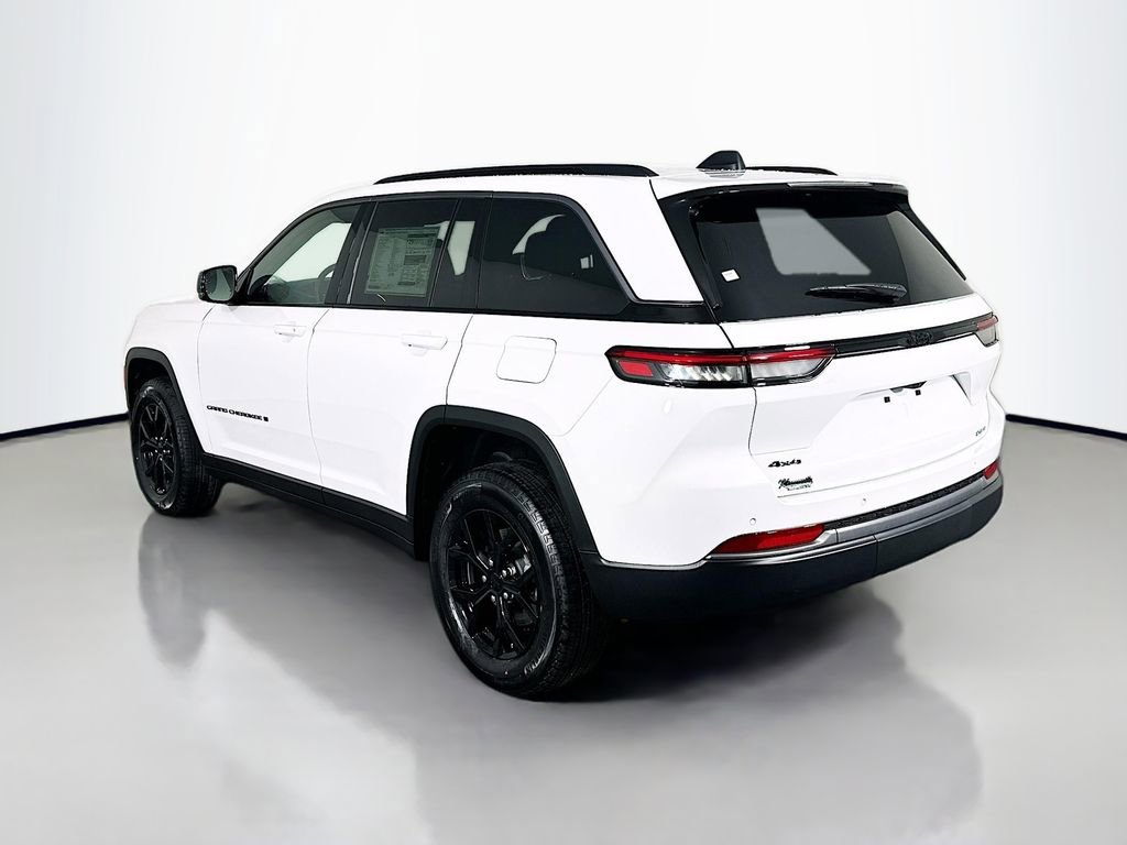 New 2026 Jeep Grand Cherokee Altitude AWD/4WD image 5