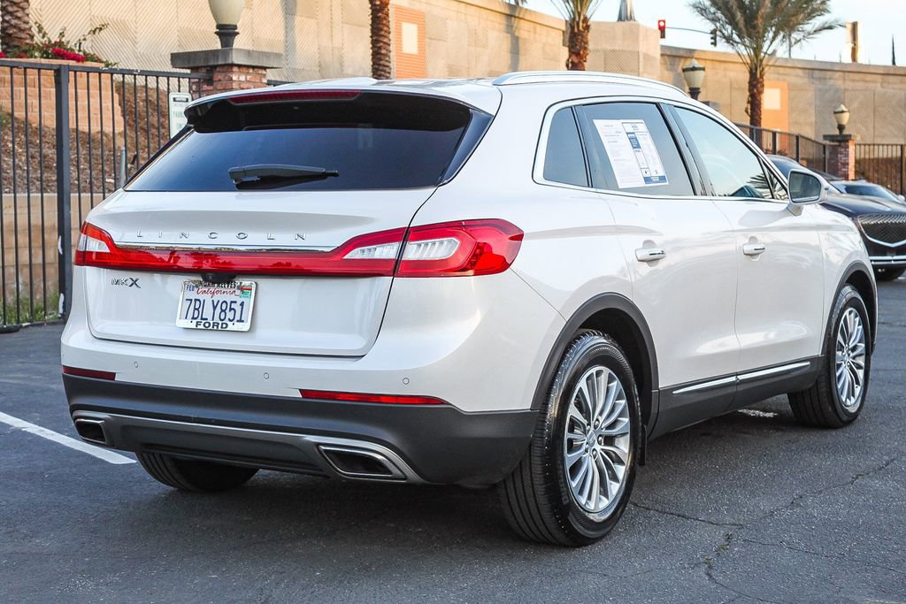 Used 2016 Lincoln MKX Select w/ Select Plus Package image 6