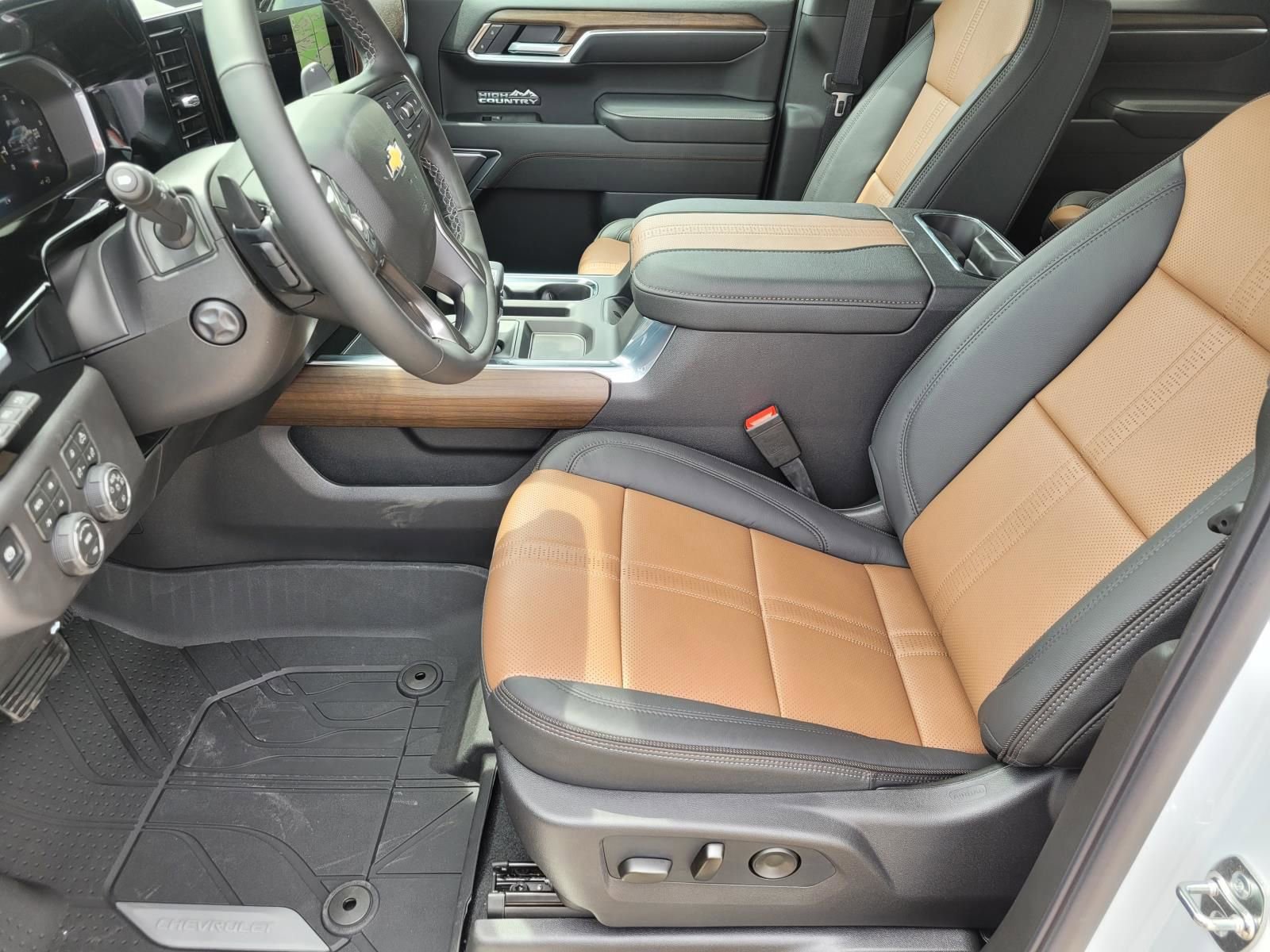 New 2026 Chevrolet Silverado 1500 High Country w/ High Country Premium Package AWD/4WD image 15