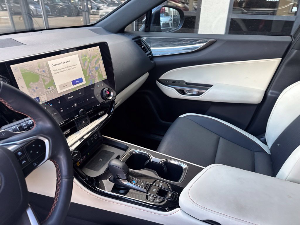 Used 2024 Lexus NX 350h AWD image 25