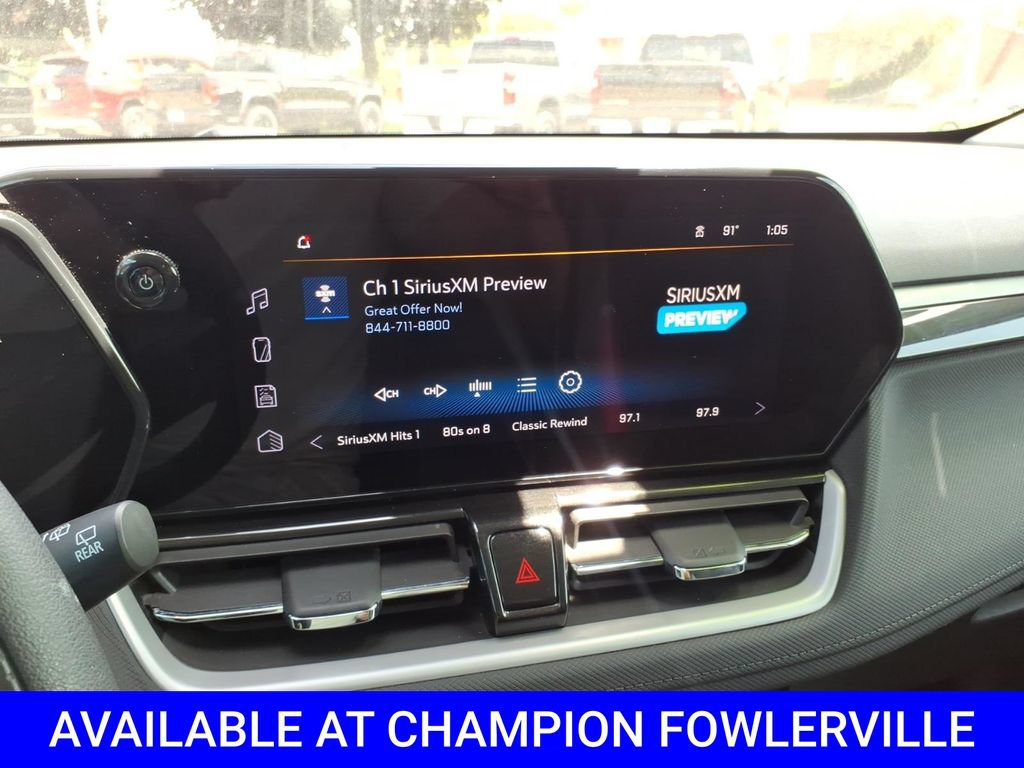 Used 2025 Chevrolet TrailBlazer LT AWD/4WD image 19