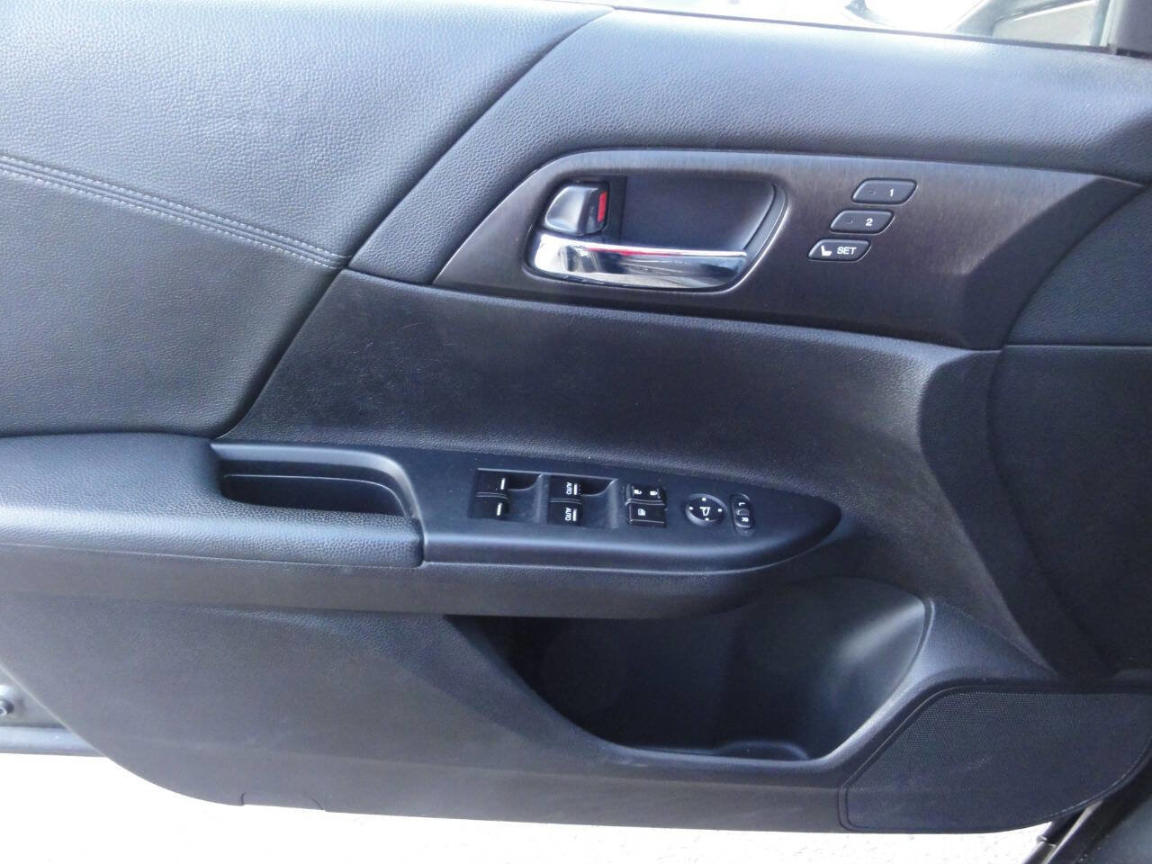 Used 2013 Honda Accord EX-L image 27