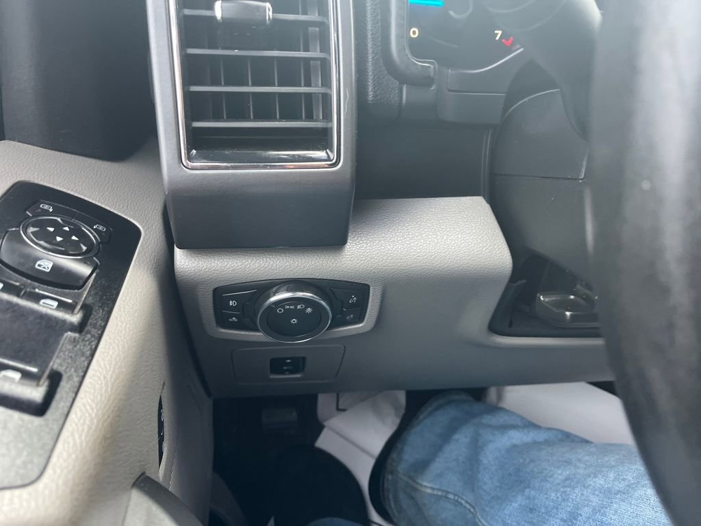 Used 2017 Ford F150 XLT w/ Equipment Group 301A Mid image 13