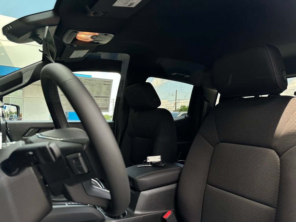New 2026 GMC Canyon Elevation RWD image 13