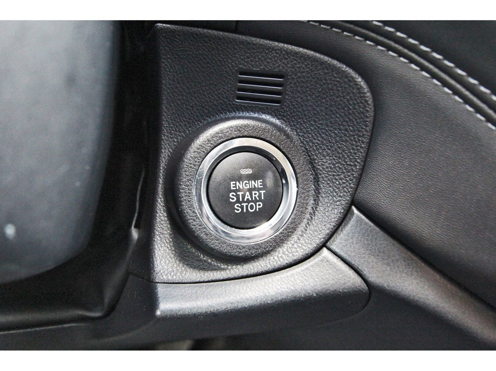 Used 2021 Subaru Outback Limited image 19