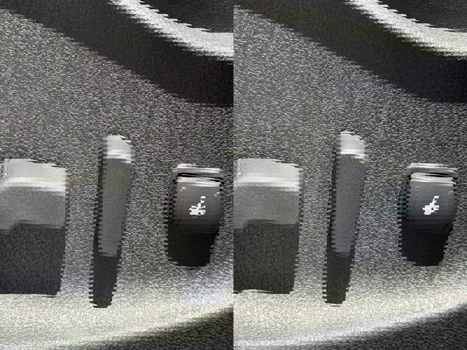 Used 2016 INFINITI QX70 2WD w/ Premium Package image 8