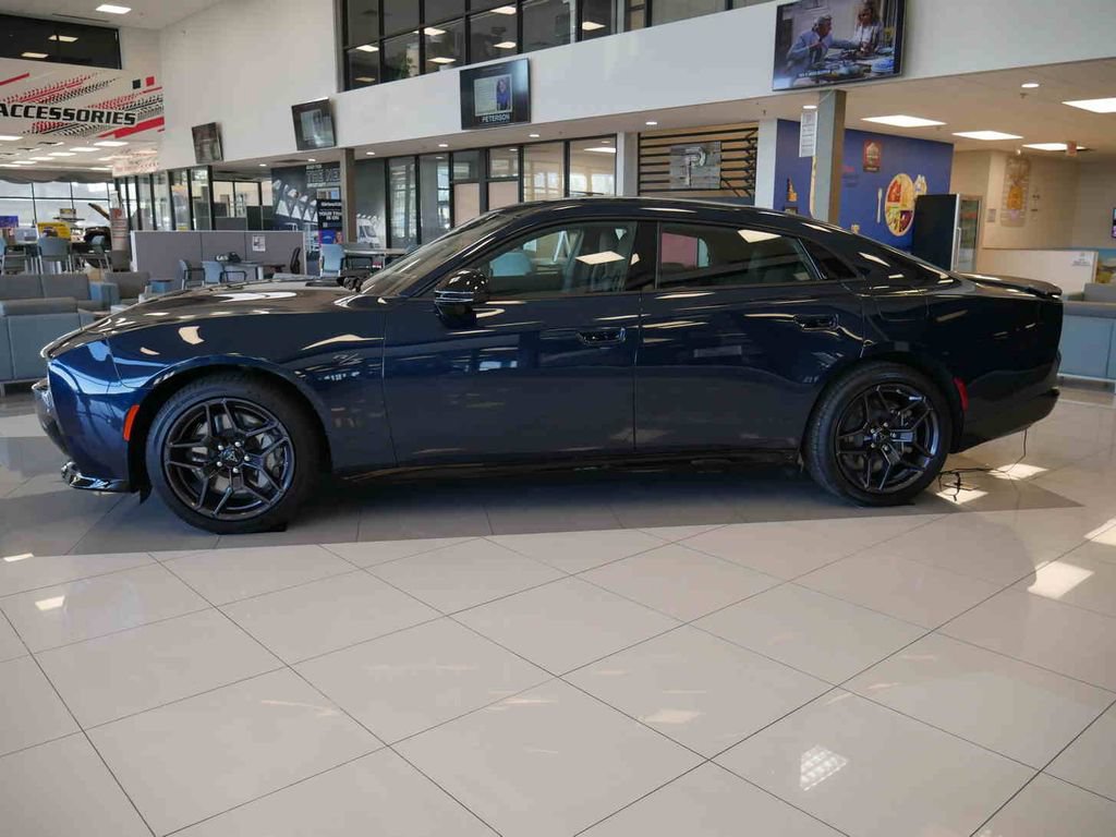 New 2026 Dodge Charger R/T AWD/4WD image 4