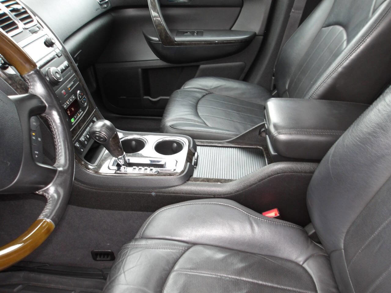 Used 2011 GMC Acadia Denali image 21