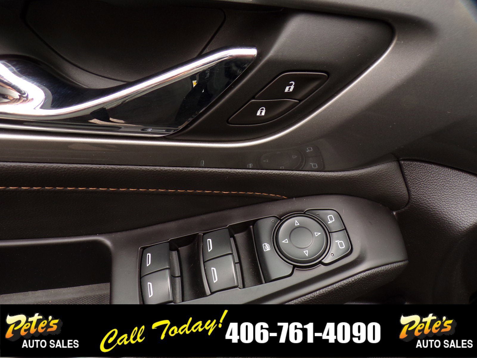 Used 2019 Chevrolet Traverse LS AWD/4WD image 22