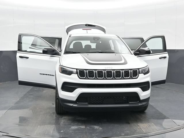 Used 2025 Jeep Compass Sport w/ Mopar Graphics Package AWD/4WD image 48