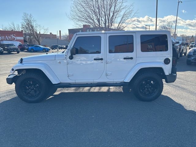 Used 2016 Jeep Wrangler Unlimited Sahara w/ Connectivity Group image 8