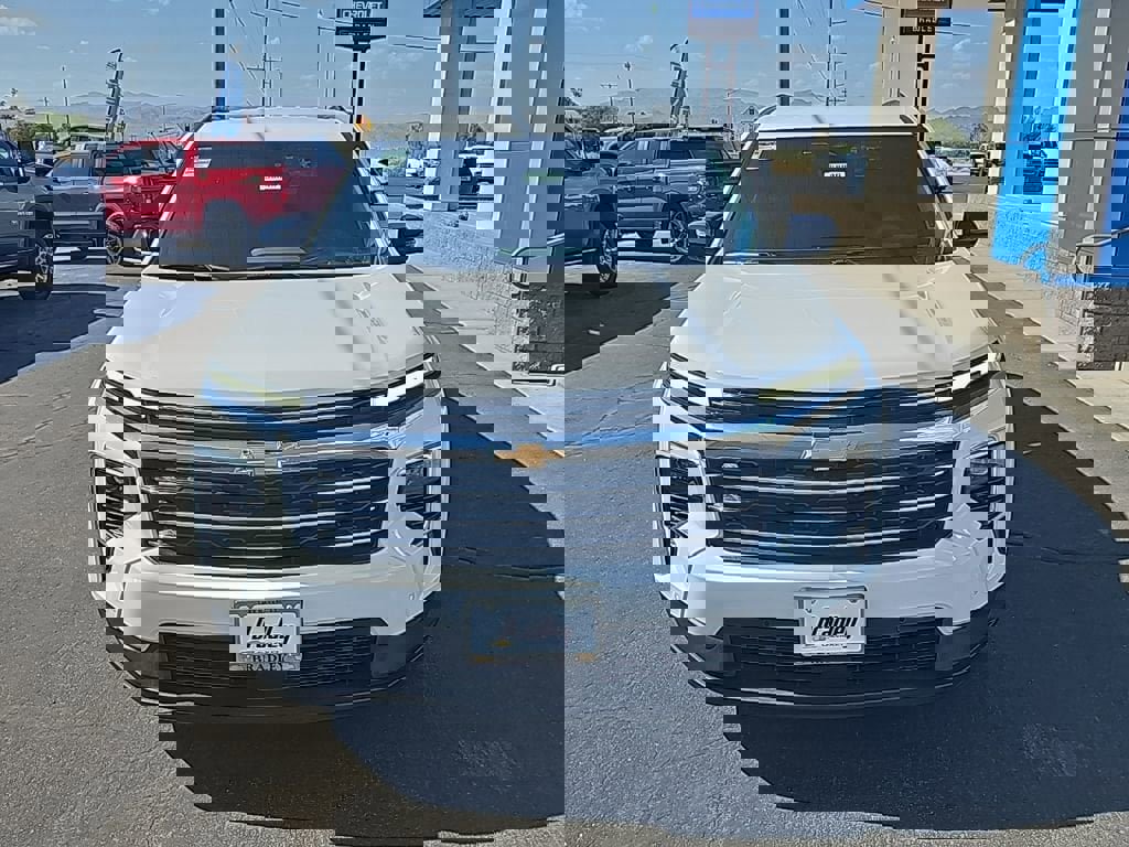 New 2026 Chevrolet Traverse LT w/ Enhanced Driving Package image 8
