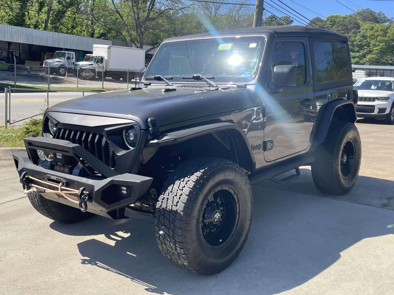 Used 2022 Jeep Wrangler Sport image 7