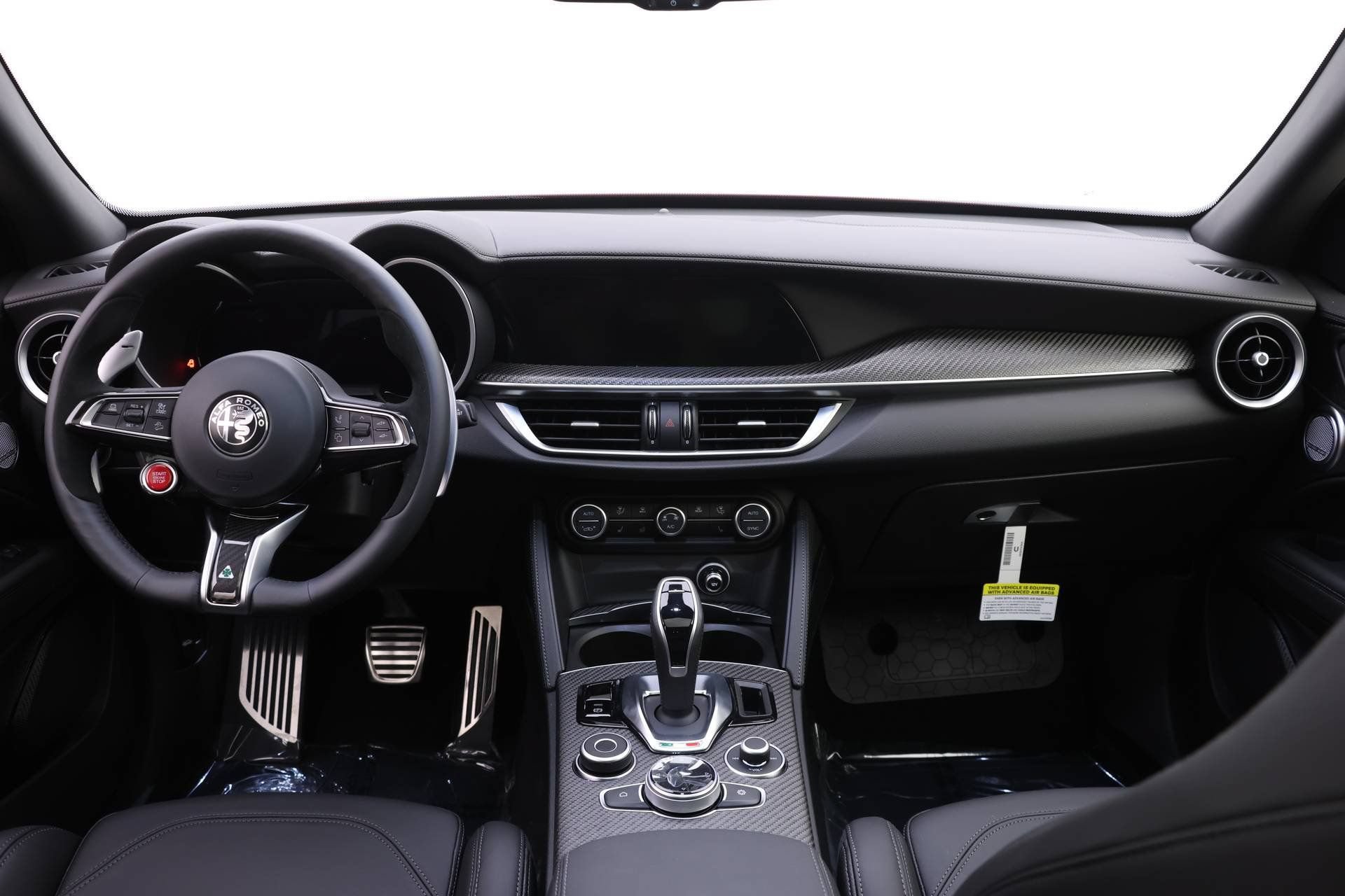 New 2024 Alfa Romeo Stelvio Quadrifoglio AWD/4WD image 8