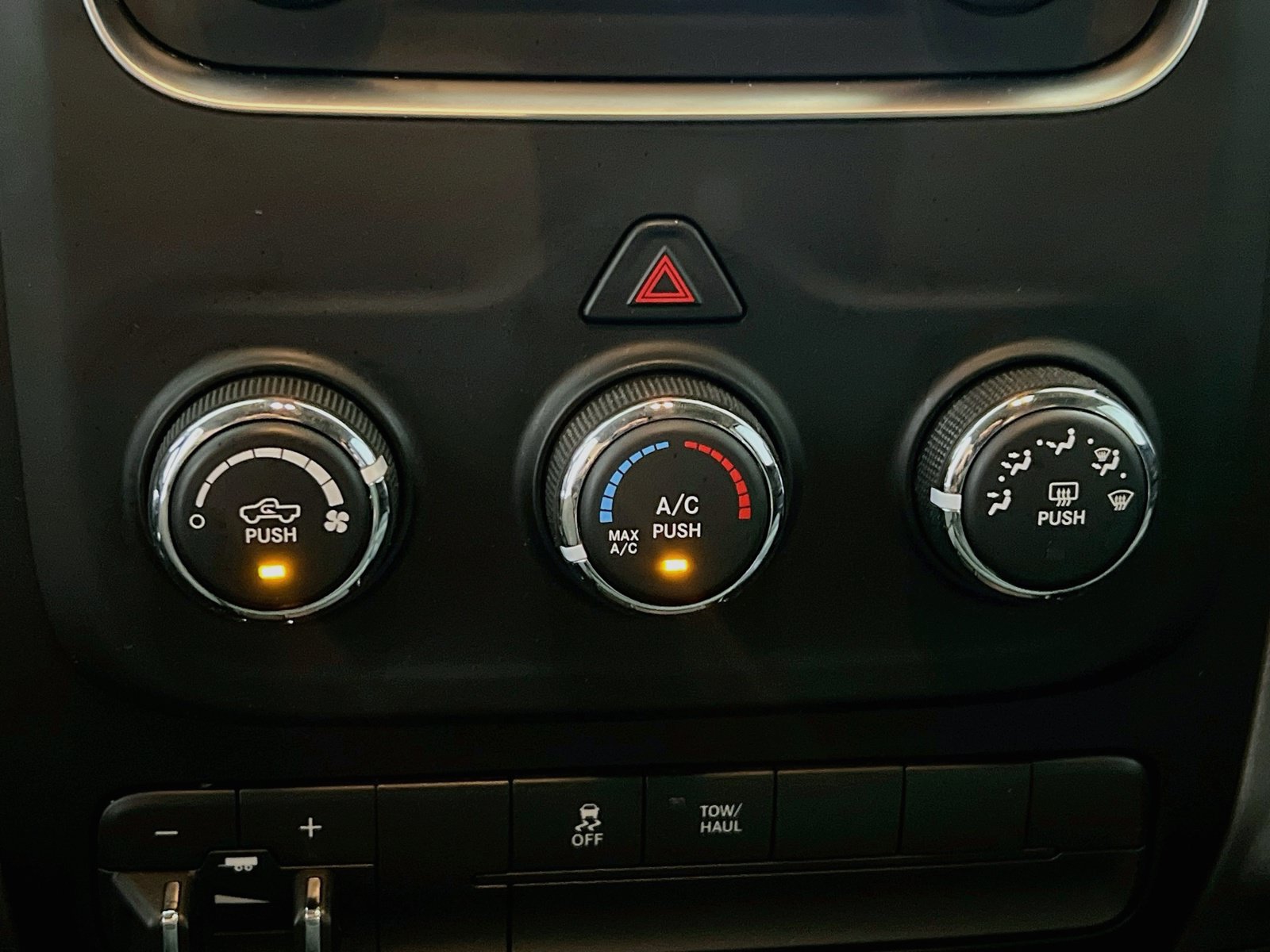 Used 2016 RAM 1500 Express w/ Black Ram 1500 Express Group AWD/4WD image 11