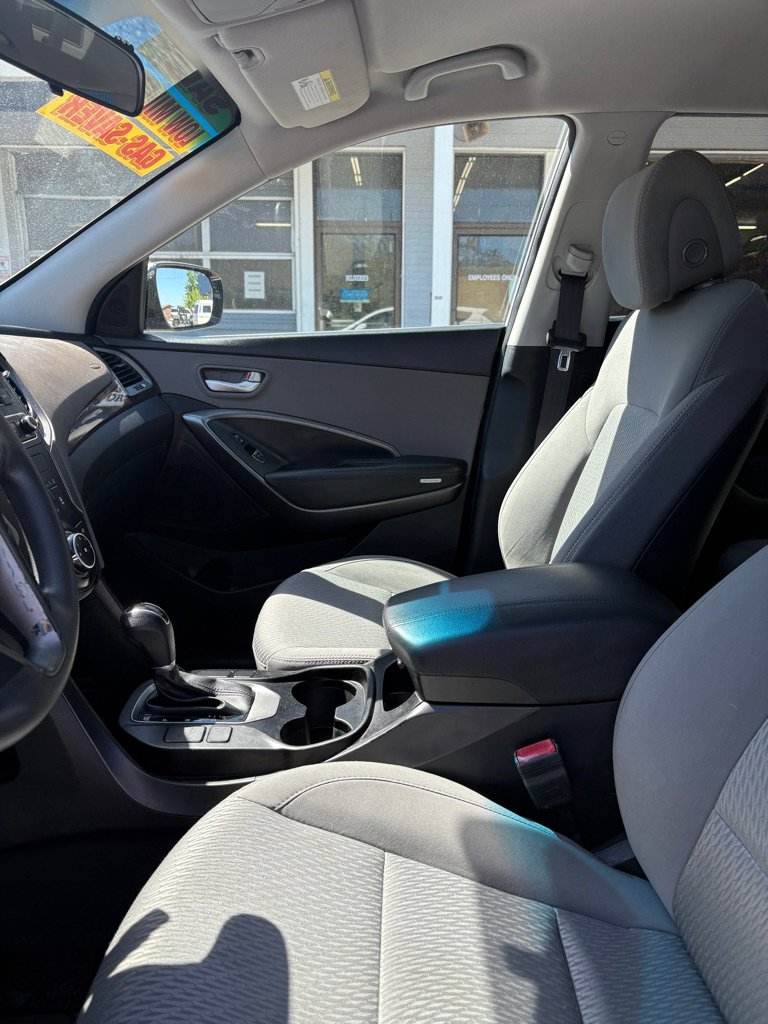 Used 2018 Hyundai Santa Fe Sport FWD image 30
