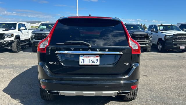 Used 2015 Volvo XC60 T5 Platinum w/ Protection Package FWD image 4
