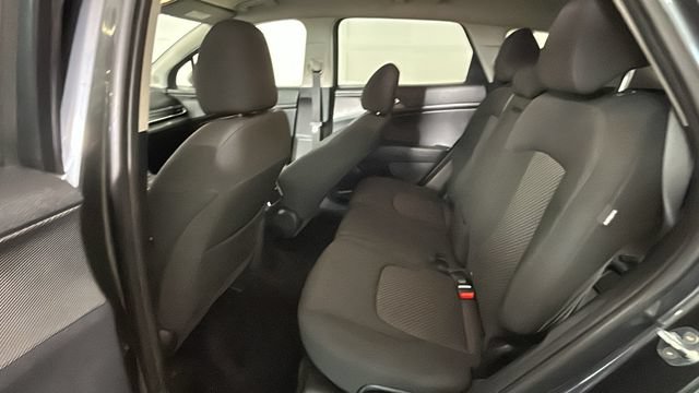 Used 2025 Kia Sportage LX AWD/4WD image 25