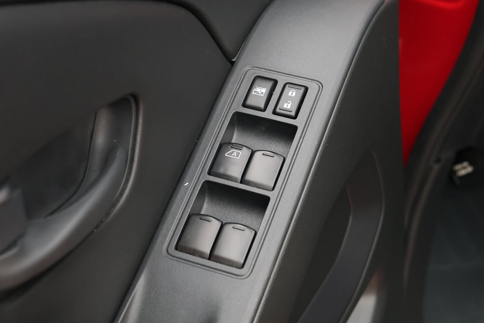 Used 2023 Nissan Frontier S w/ Technology Package image 29