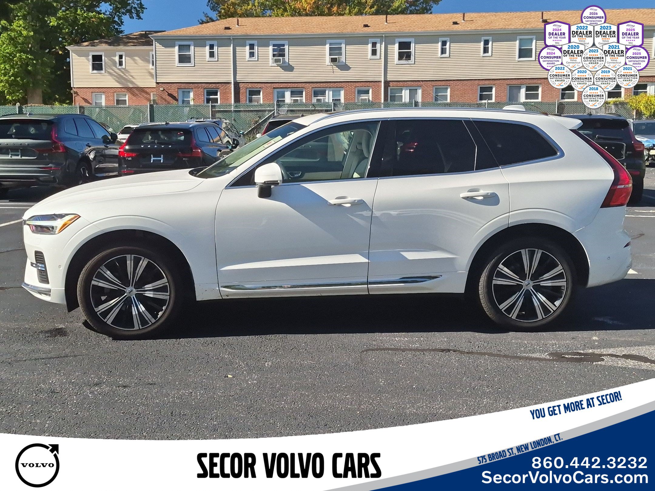 Used 2022 Volvo XC60 B5 Inscription w/ Advanced Package AWD/4WD image 9