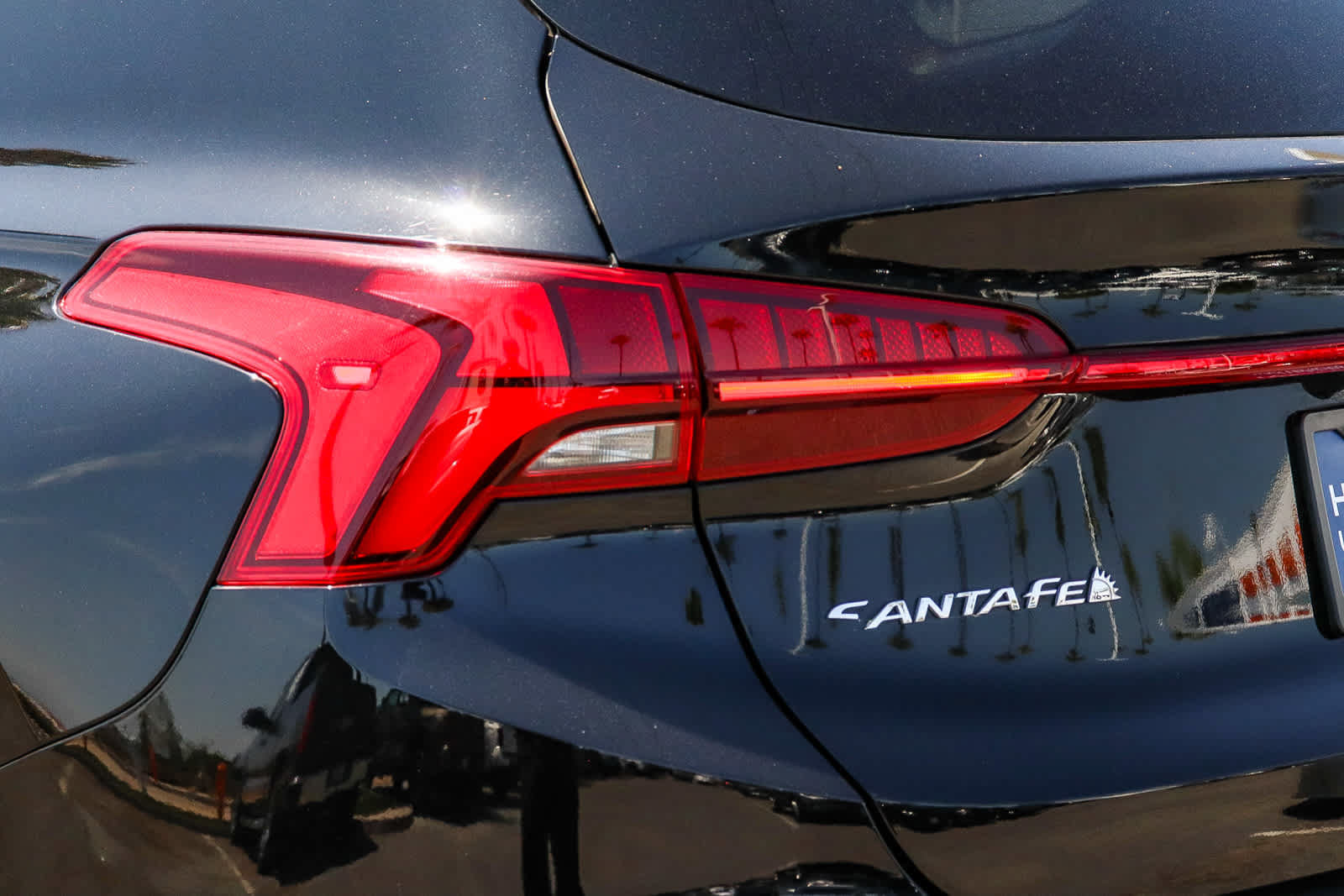 Used 2023 Hyundai Santa Fe SEL Convenience w/ Cargo Package AWD/4WD image 11