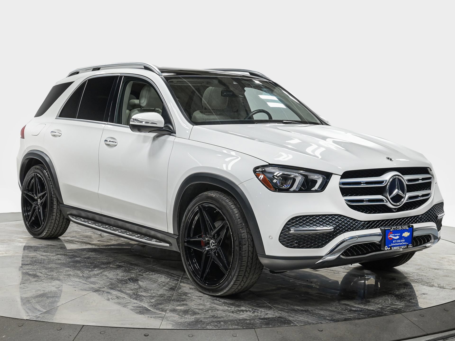 Used 2022 Mercedes-Benz GLE 350 4MATIC image 9