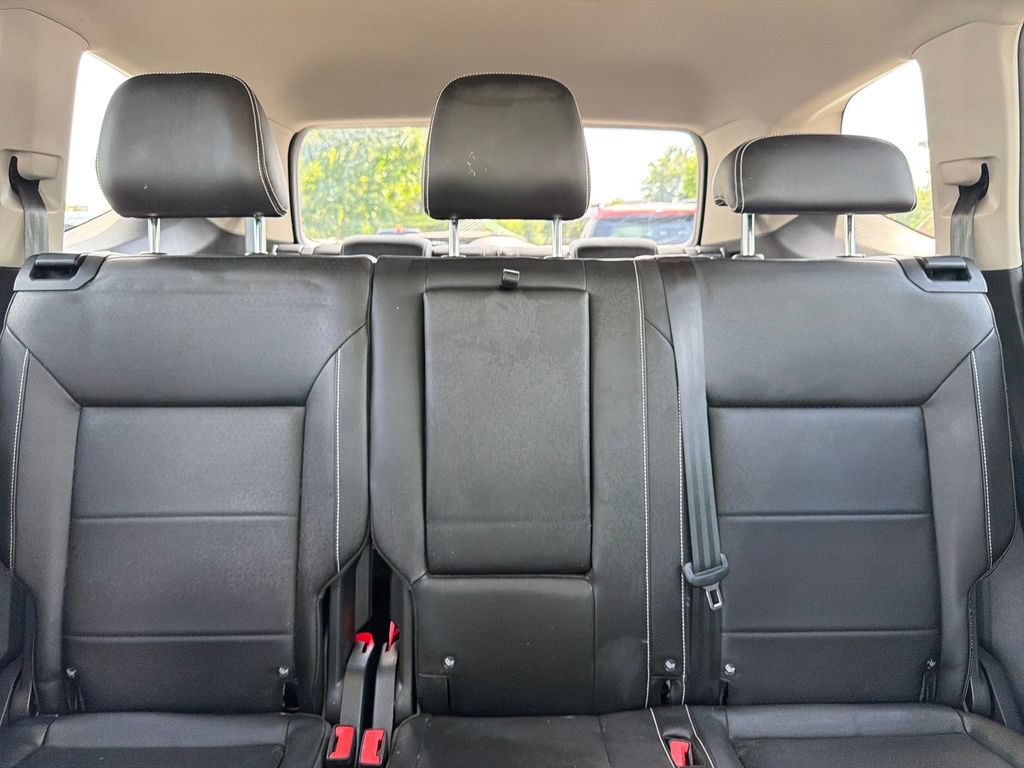 Used 2023 Volkswagen Atlas SE w/ Panoramic Sunroof Package FWD image 52