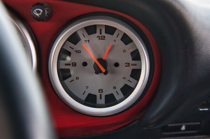 Used 1989 Porsche 911 Carrera RWD image 35