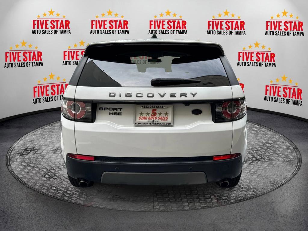 Used 2017 Land Rover Discovery Sport SE image 6