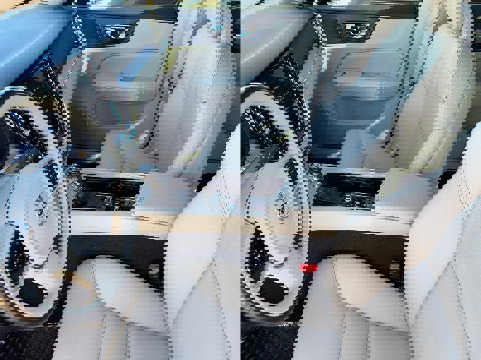 Used 2020 Volvo S60 T6 Momentum image 19