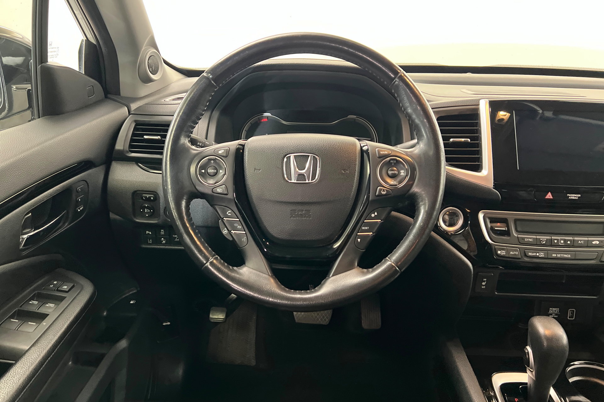 Used 2019 Honda Ridgeline RTL-E image 12