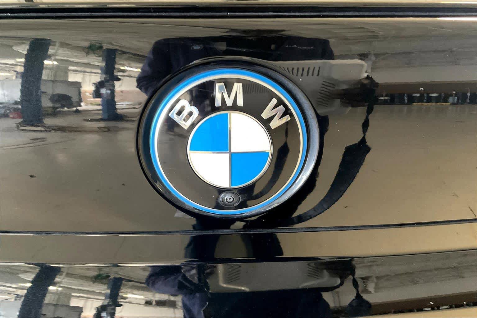 Used 2023 BMW i7 xDrive60 w/ Executive Package 2 image 31