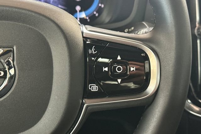 Used 2024 Volvo S60 B5 Plus w/ Climate Package image 28