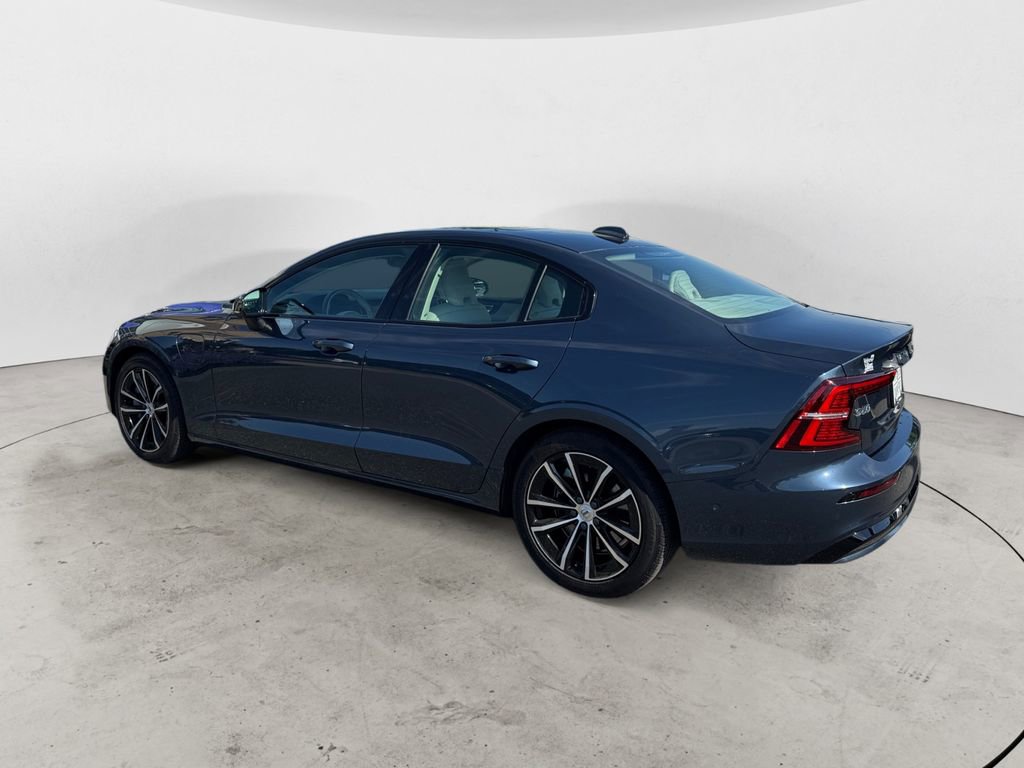 Certified 2025 Volvo S60 T8 Plus w/ Climate Package AWD/4WD image 4