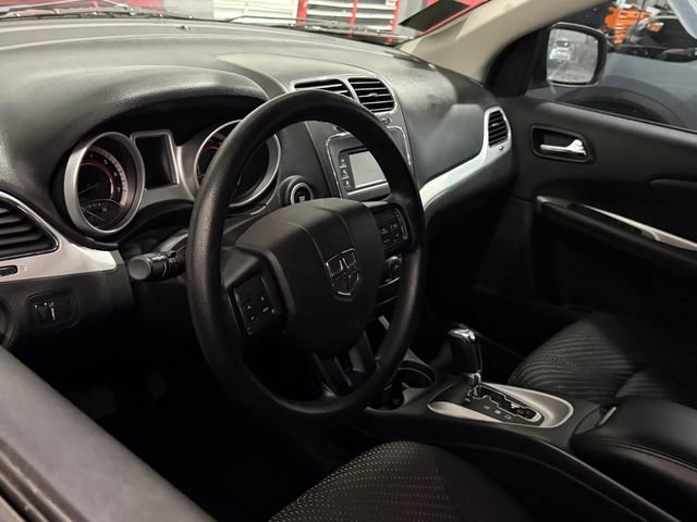 Used 2020 Dodge Journey SE w/ Blacktop Package FWD image 8