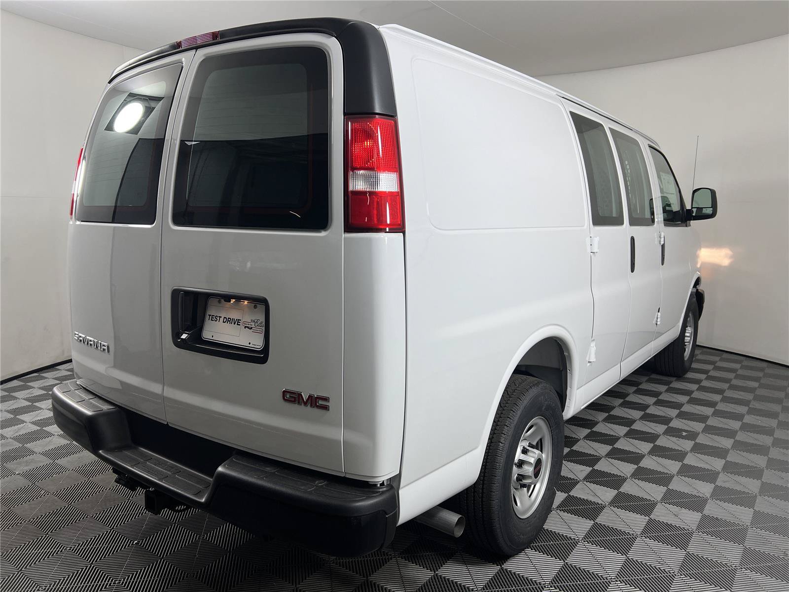 New 2025 GMC Savana 2500 w/ Driver Convenience Package RWD image 6