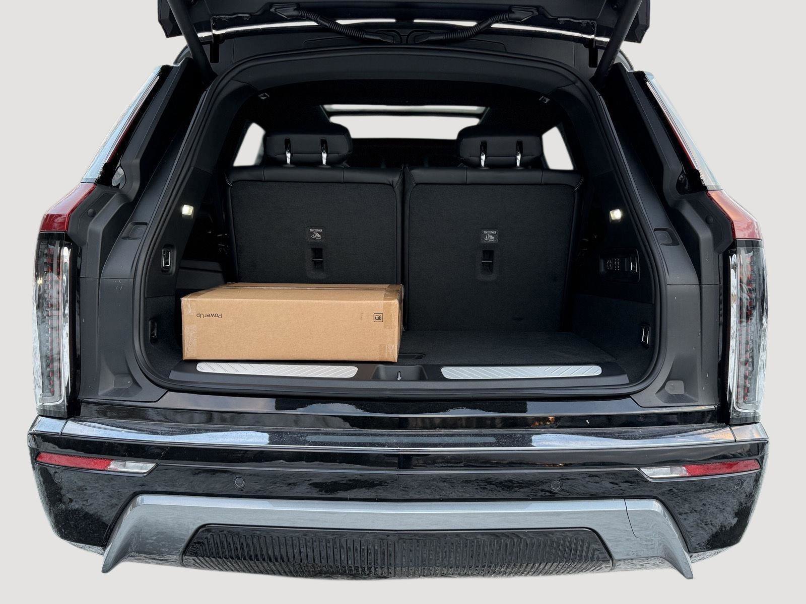 New 2026 Cadillac Vistiq Sport image 10