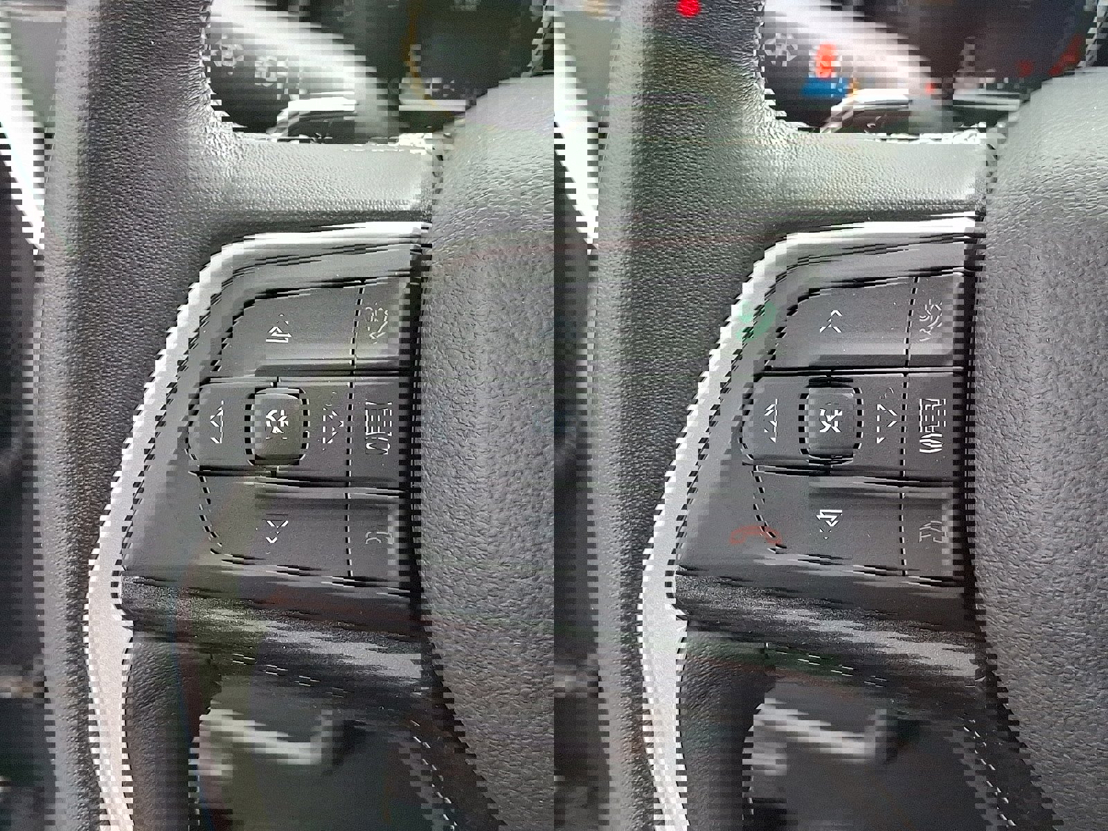 Used 2022 Jeep Grand Cherokee L Laredo image 22