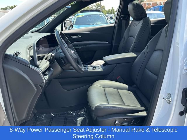 Used 2024 Cadillac XT4 Premium Luxury w/ Active Safety Package AWD/4WD image 17
