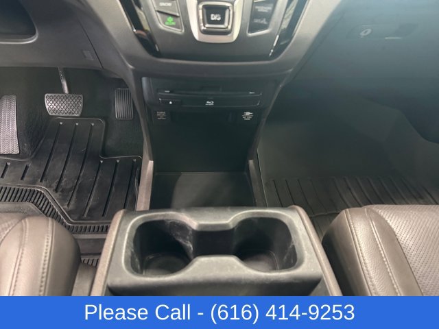 Used 2018 Honda Odyssey Elite image 16
